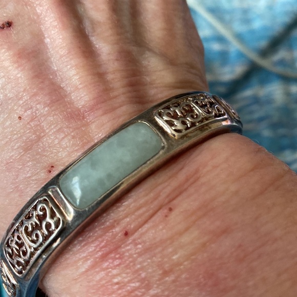 Sterling Silver jade stone inset cuff Size Small  vintage - Picture 7 of 9